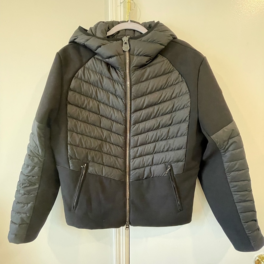 Men’s Colmar Jacket size 50 with hood perfect light weight jacket EXTREMELY WARM